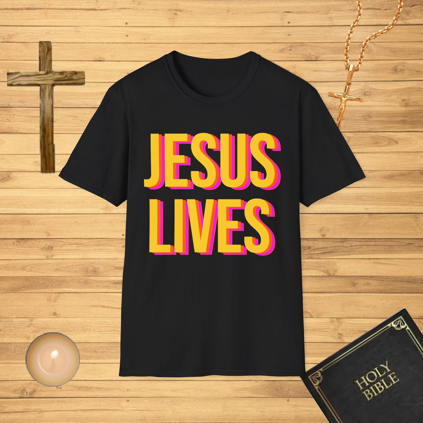 Jesus lives T-Shirt